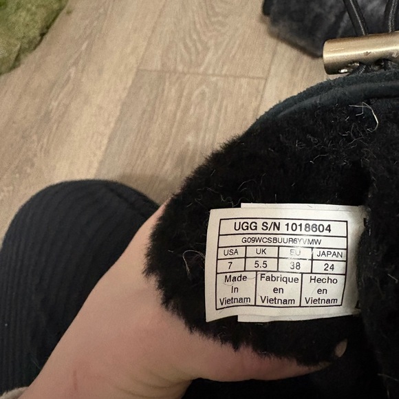 REYKIR WATERPROOF UGGS - Picture 10 of 10